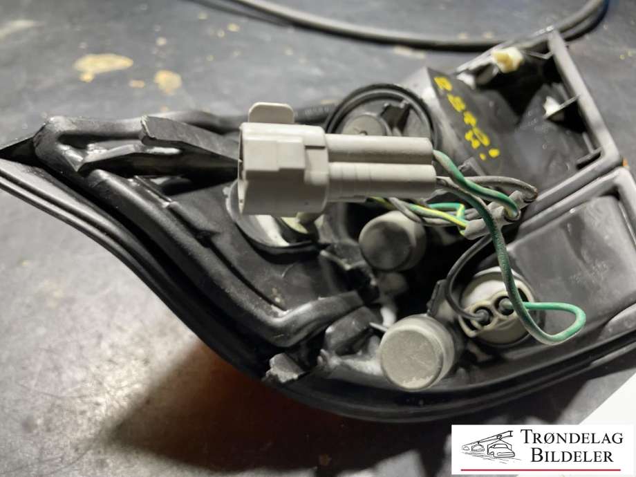 Blinklykt høyre til Toyota Hiace 2001-2006 (Fase 2)  (8151126100|8151026100|)