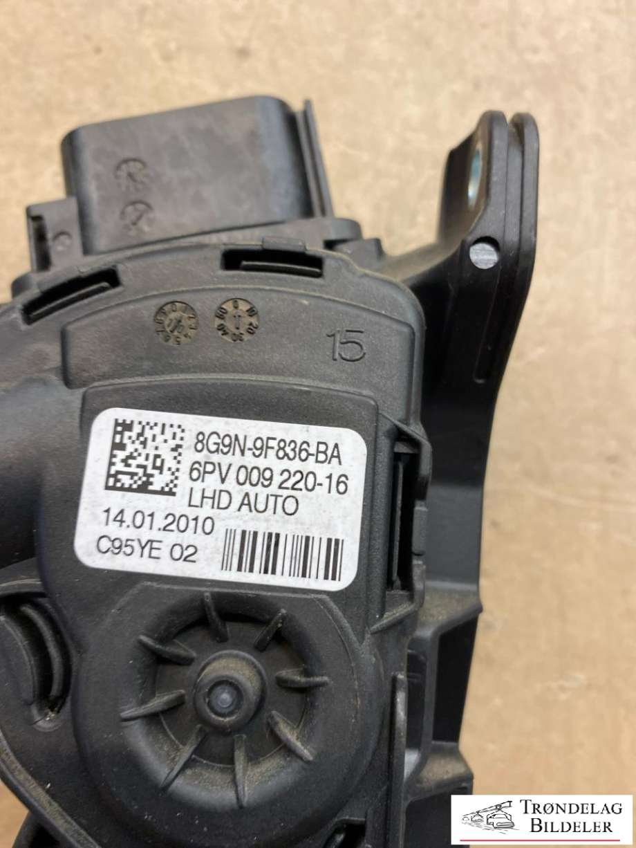 Pedal gass til Volvo XC60 2008-2013 (Type I, Fase 1)  (31255476|6PV009220-29|31329058|31329062|6PV010834-16|8G9N-9F836-BA)