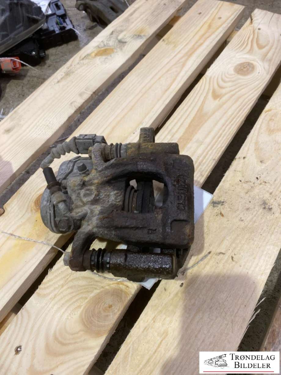 Bremsecaliper høyre bak, elektrisk til Nissan Leaf 2018-->> (Type II) (440014CA0A|440014CA2A|)