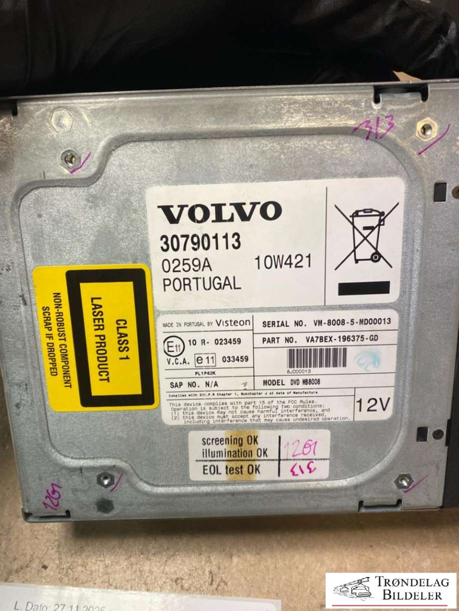 Bilstereo DVD-plate til Volvo XC70 2008-2013 (Type II, Fase 1)  (30790113|)