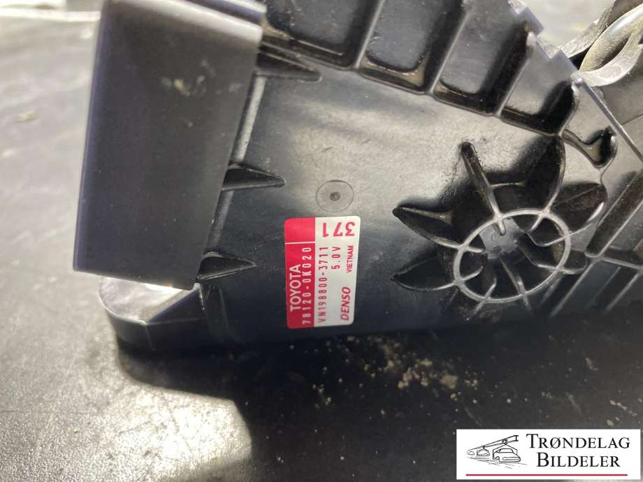Pedal gass til Toyota Hilux 2012-2016  (781200K020|781200K021|)