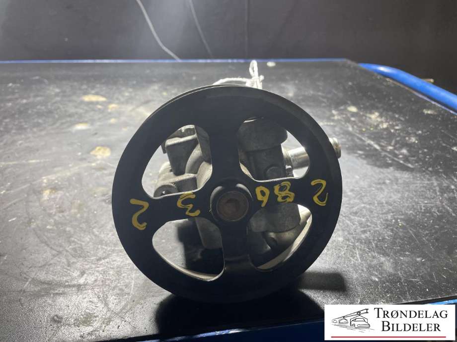 Servo pumpe mekanisk til Mitsubishi Outlander, 2010-2012 (Type II, Fase 2)  (4007QR|1673623680|4450A130)