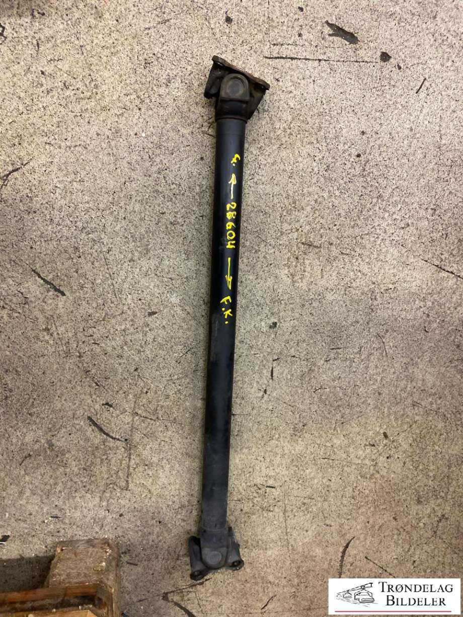 Mellomaksel fremre til BMW X3, 2003-2006 (Fase 1) (E83) (E83) (26 20 7 526 677)