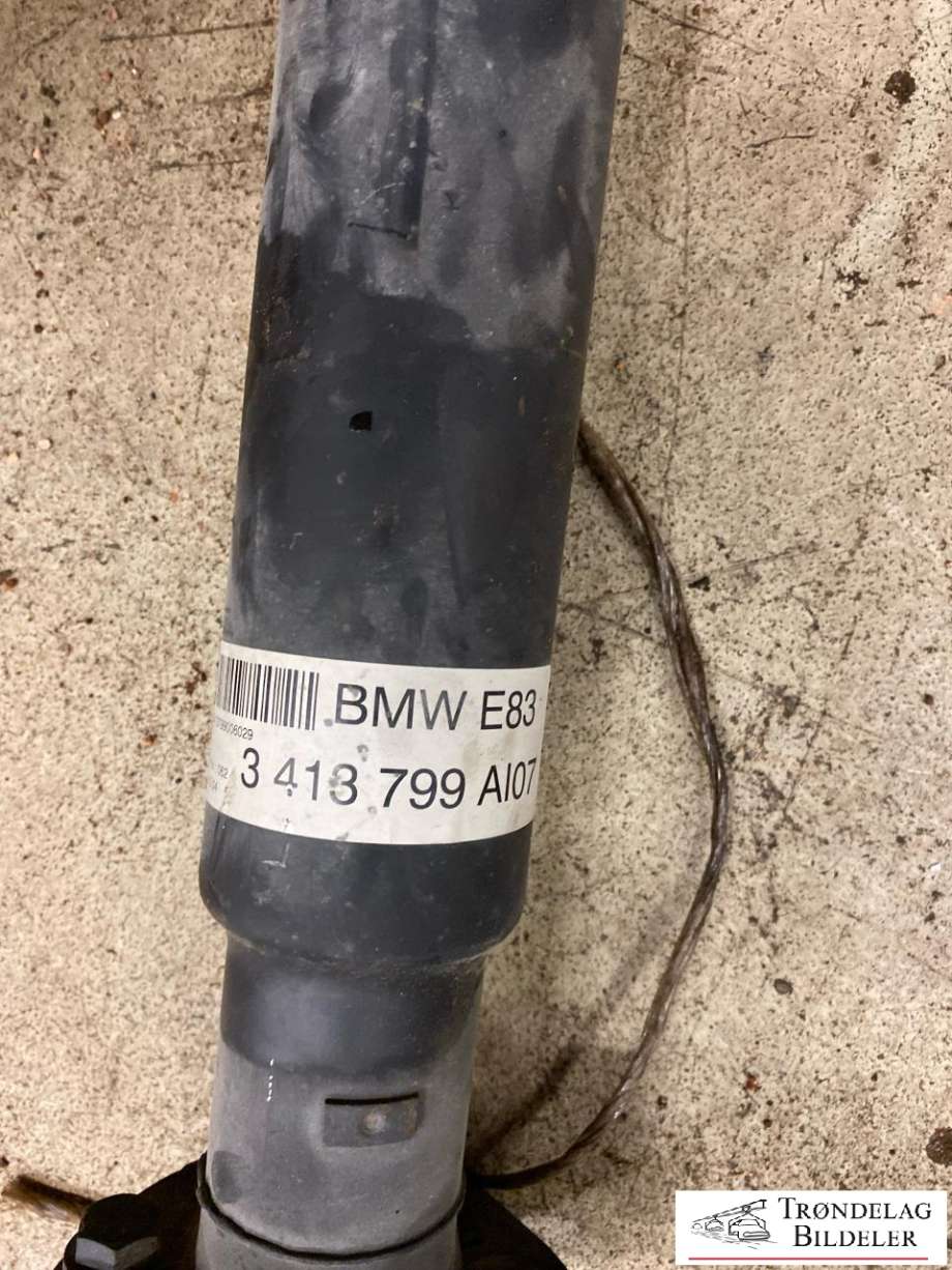 Mellomaksel bakre til BMW X3 2003-2006 (Fase 1) (E83) (E83) (26 10 3 413 799|)