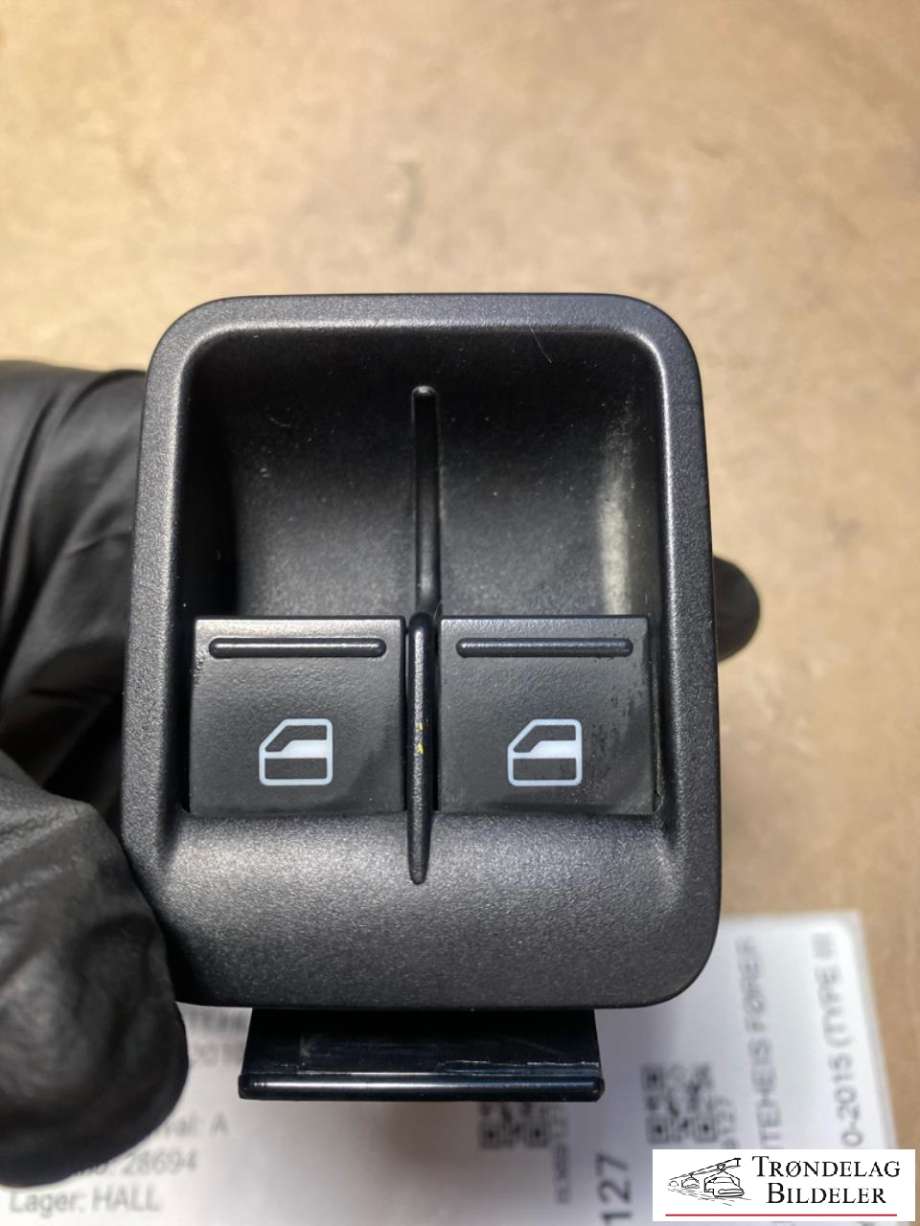 Bryter ruteheis førerdørspanel til VW Caddy 2010-2015 (Type III, Fase 2) (1T0959527 9B9|1K3959857C REH|)