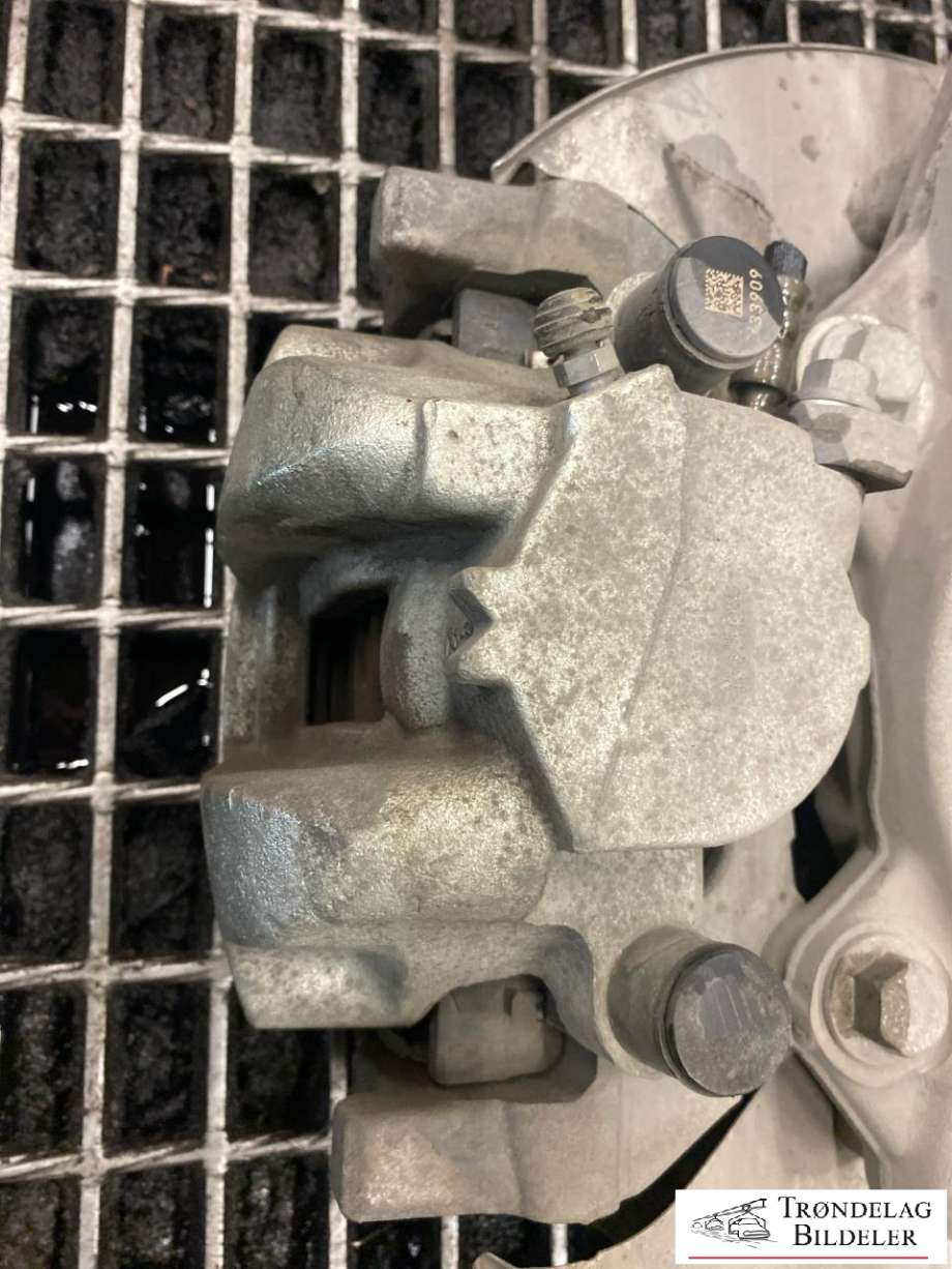 Bremsecaliper høyre foran til Volvo XC60, 2017-->> (Type II)  (36003712)
