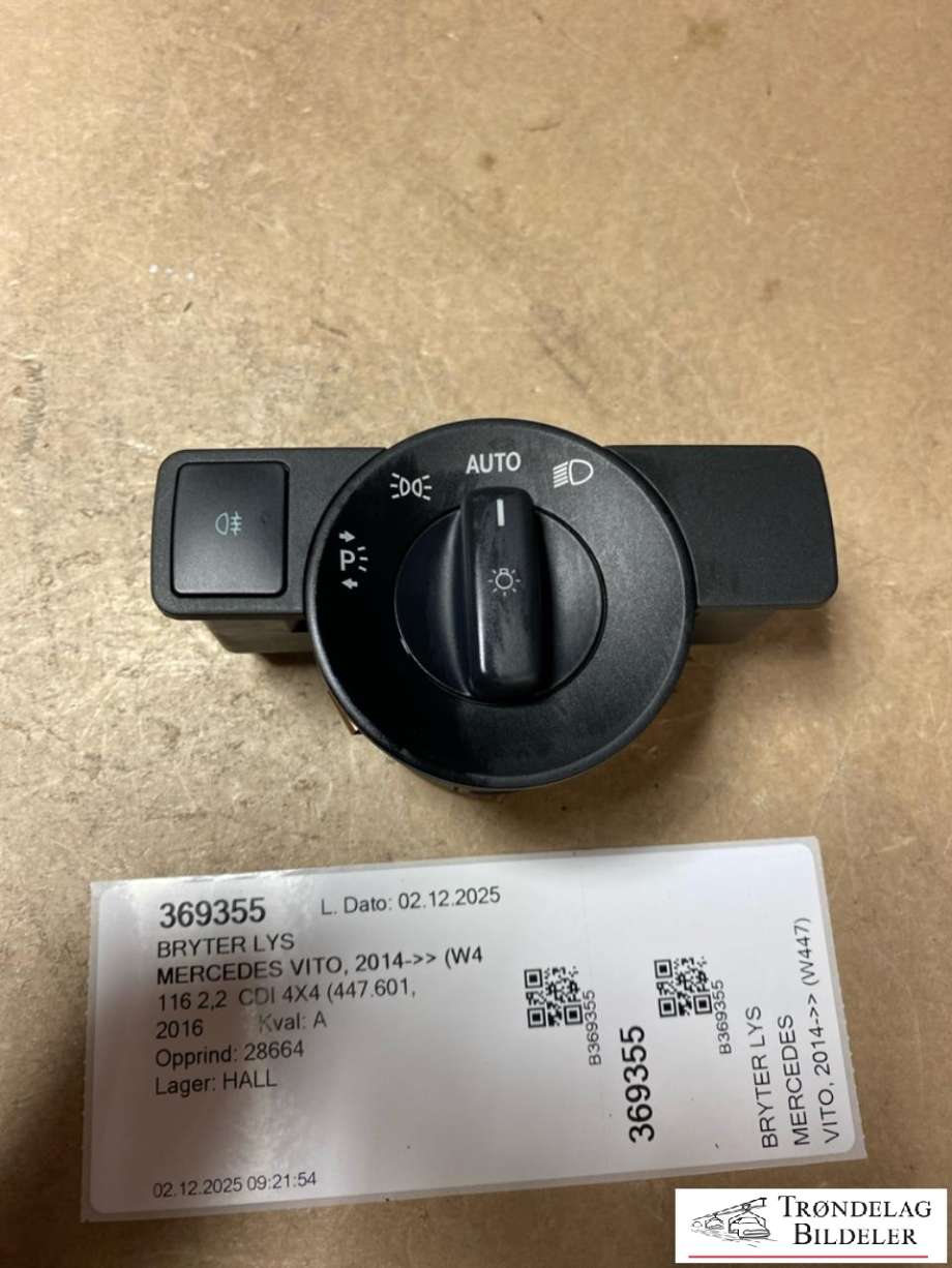 Bryter lys til Mercedes Vito, 2014-->> (W447) (W447) (A2469050250)