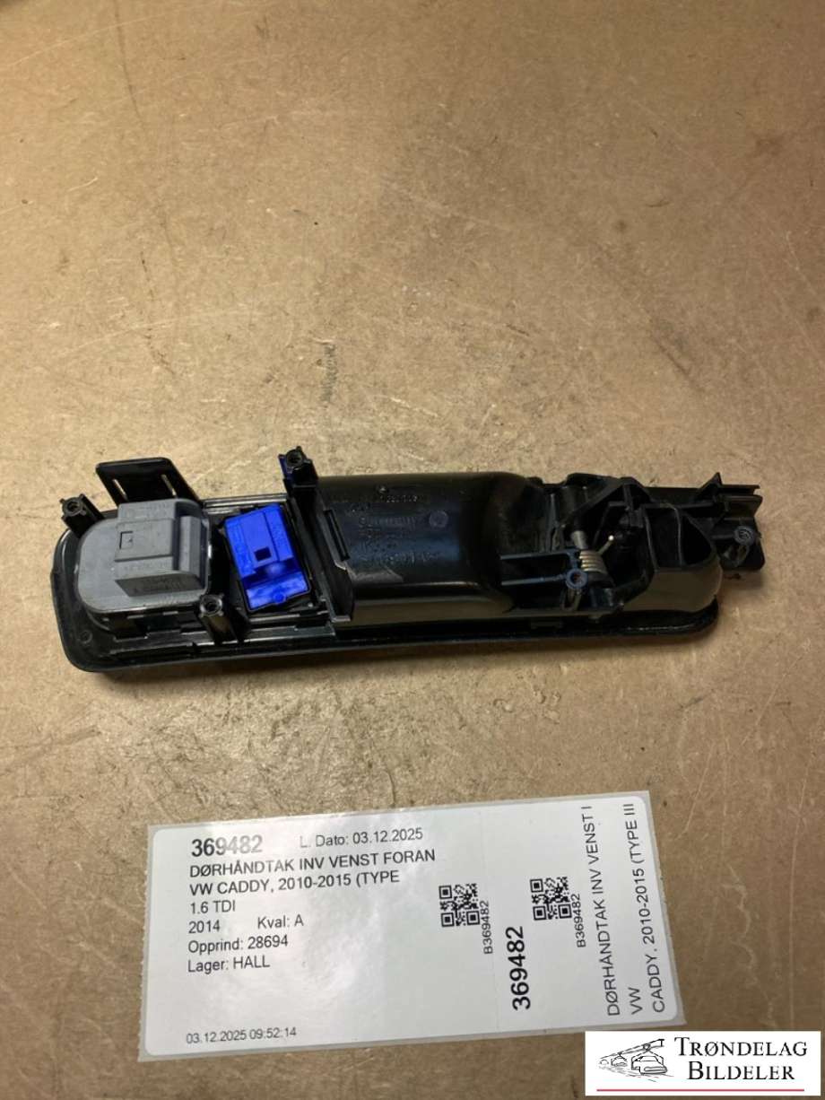 Dørhåndtak inv venst foran til VW Caddy 2010-2015 (Type III, Fase 2)  (2K1837113B 9B9|1T0837197A|)