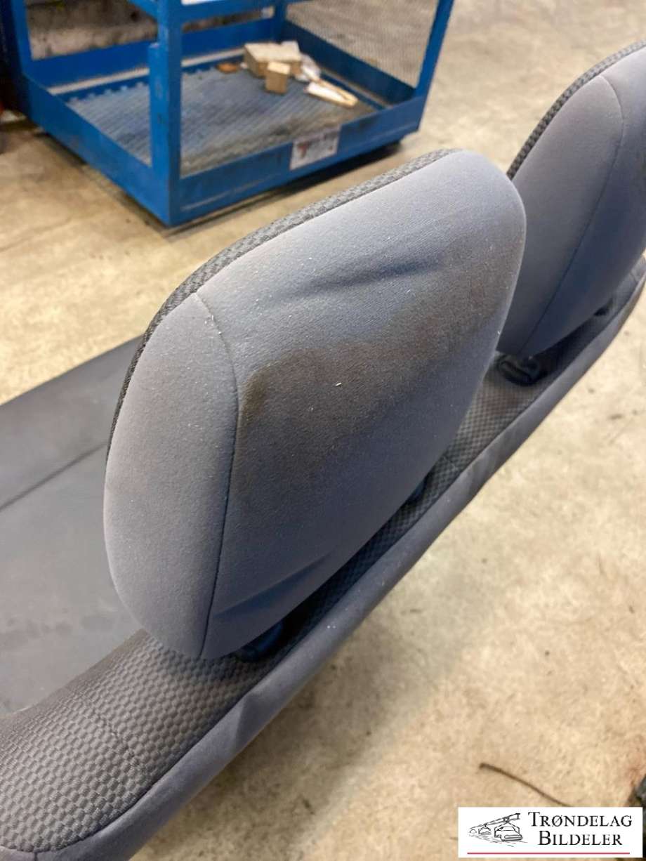 Sete foran høyre til Toyota Hiace 2007-2012 (Fase 3)  (7150526100|7151126060|)