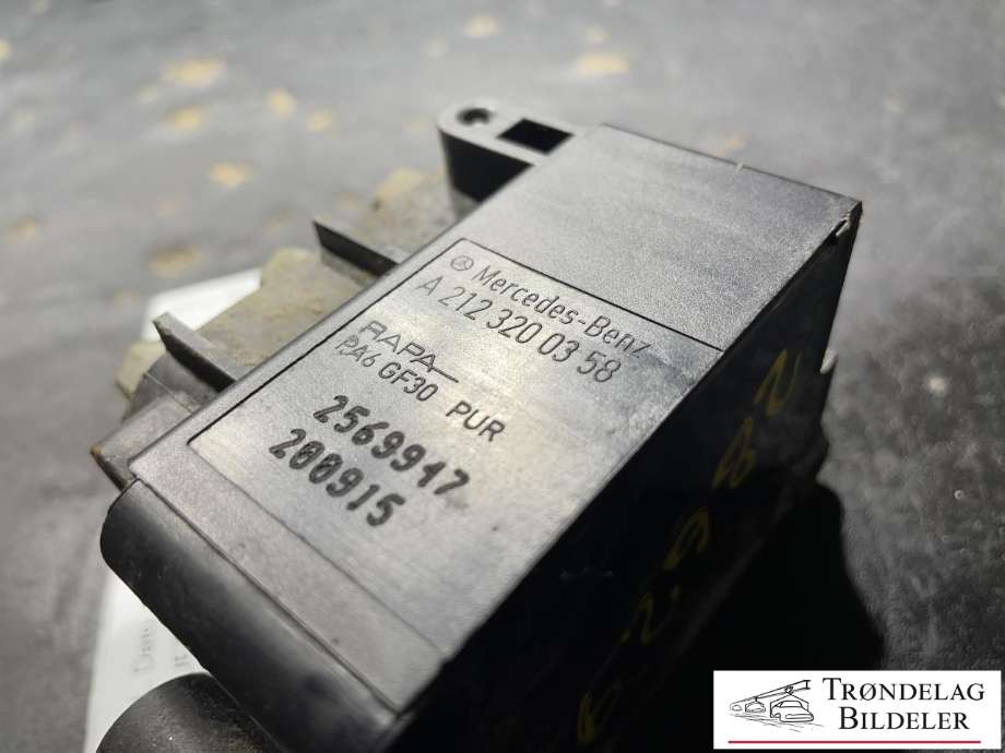 Ventilblokk luftfjæring til Mercedes ML 2011-2015 (Fase 1) (W166) (W166) (A 251 320 00 58|A 212 320 03 58|)