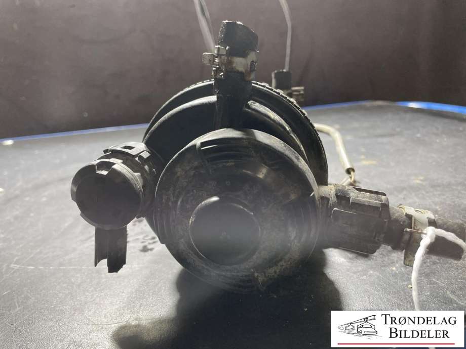 Dieselfilterholder til Toyota Hilux 2012-2016  (233000L030|233000L032|)
