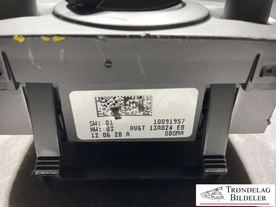 Bryter lys til Ford C-Max 2010-2015 (Type II, Fase 1)  (1787266|AV6T-13A024-EC|)