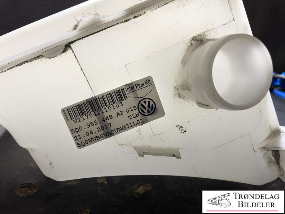 Spylertank foran til Škoda Octavia 2013-2016 (Type III, Fase 1)  (5Q0 955 453 R|)