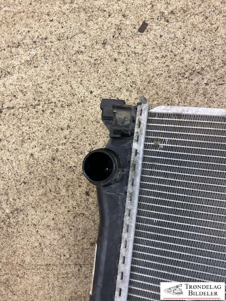 Radiator (automat gir) til Mercedes Vito 2014-->> (W447) (W447) (A 447 501 00 01|)