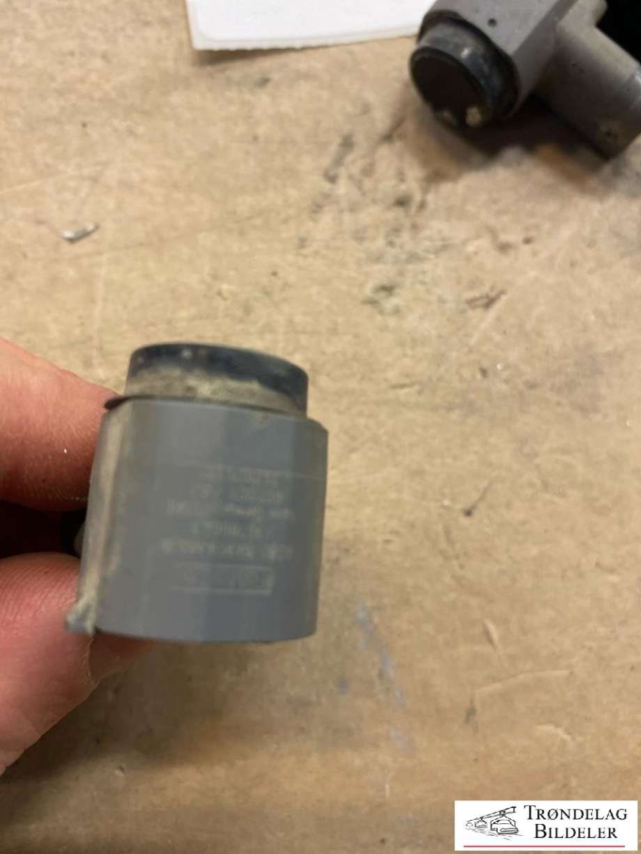 Parkeringssensor bak til Volvo XC70 2008-2013 (Type II, Fase 1)  (31341633|30786639|6G92-15K859-KA|30786643|)