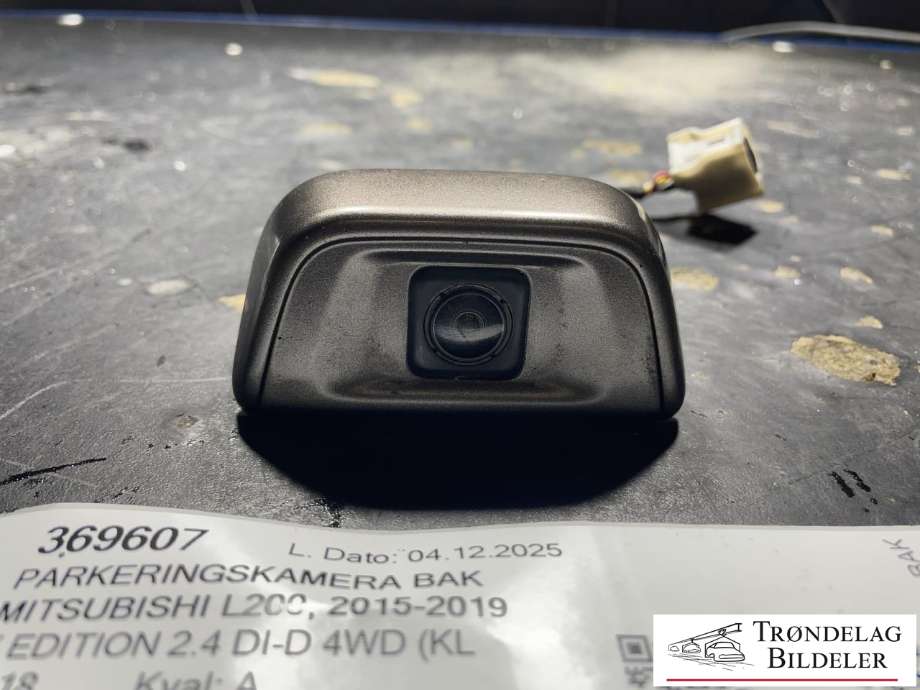 Parkeringskamera bak til Mitsubishi L200 2015-2019 (Type V, Fase 1)  (8781A104|)