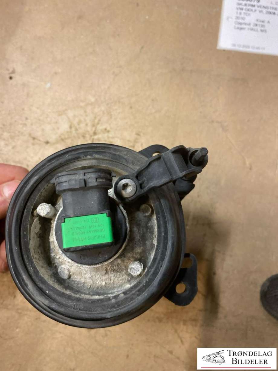 Tåkelykt venstre foran til Mercedes Vito 2014-->> (W447) (W447) (0305085001|)