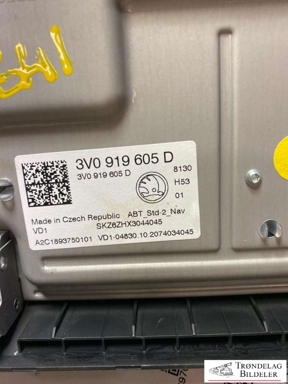 Multimedia display (MCU - Media Controller Unit) til Škoda Superb 2015-->> (Type III)  (3V0919605D|)