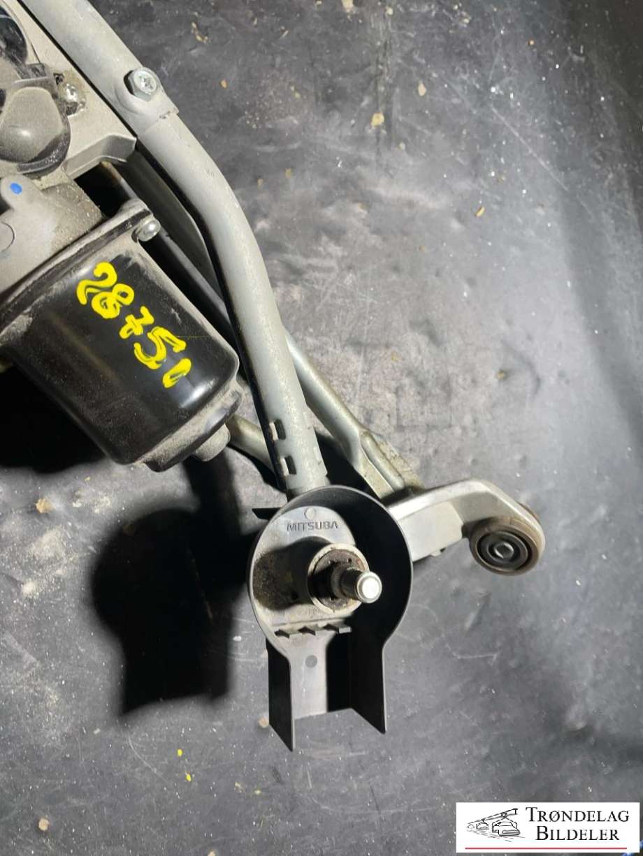 Viskermotor frontrute komplett m/overføring til Mitsubishi L200 2015-2019 (Type V, Fase 1) (8251A075|8250A790|)