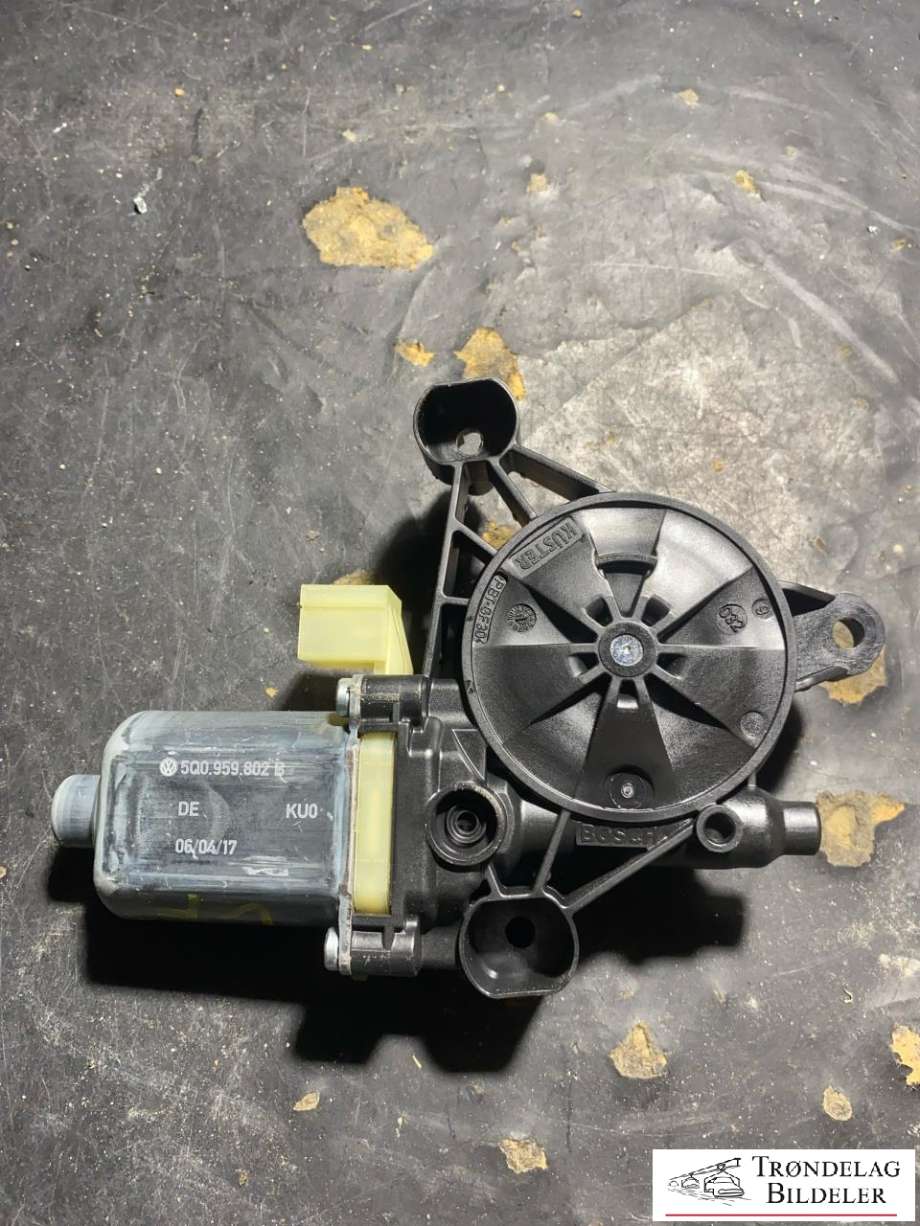 Ruteheis, kun motor, venstre foran til Audi A3 2016-2020 (Type III, Fase 2)  (5Q0959802B|8W0959802|)