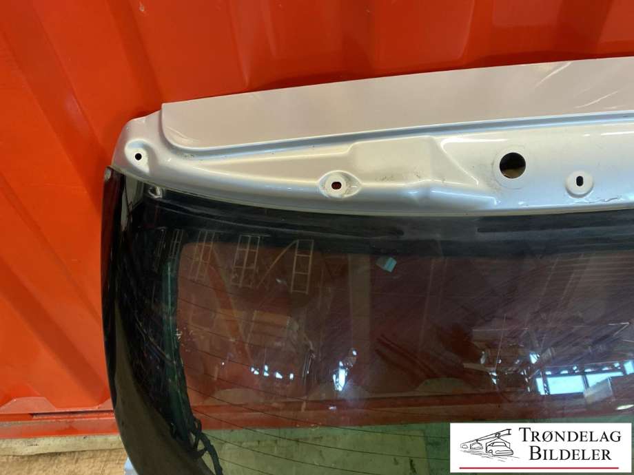 Bakluke til Hyundai Ix35 2010-2015  (737002Y000|)