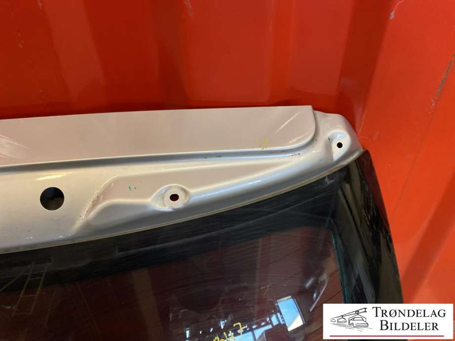 Bakluke til Hyundai Ix35 2010-2015  (737002Y000|)