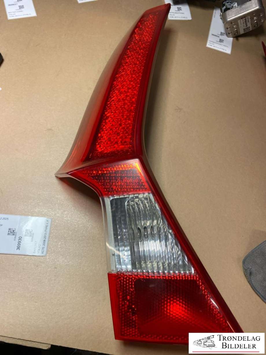 Baklykt venstre indre til Volvo XC70, 2008-2013 (Type II, Fase 1)  (164397)