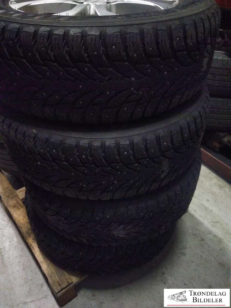 Hjulsett aluminium vinter til Subaru Forester 2013-2019 (Type IV) (HAKKAPELIITTA|225/60 R17 103T 5X114.3 ET48 CB56.1 MM|8MM MØNSTERDYBDE|PROD 3818)