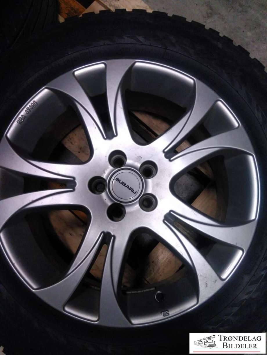 Hjulsett aluminium vinter til Subaru Forester 2013-2019 (Type IV) (HAKKAPELIITTA|225/60 R17 103T 5X114.3 ET48 CB56.1 MM|8MM MØNSTERDYBDE|PROD 3818)