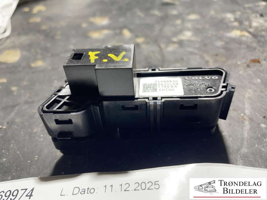Bryter diverse til Volvo XC60 2017-->> (Type II)  (31489630|)