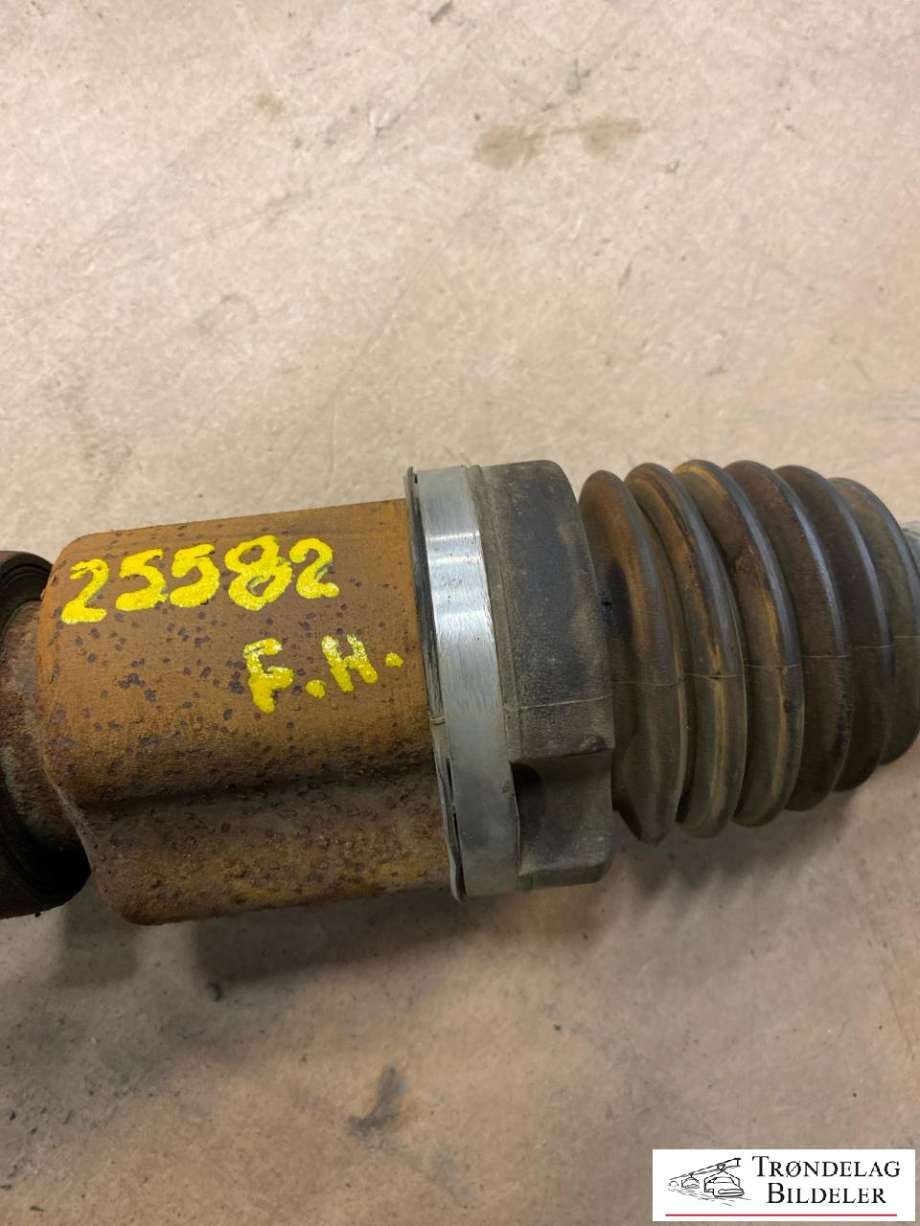 Drivaksel høyre foran til Ford Transit Connect 2013-2018 Type II, Fase 1  (2552785|FV66-3B436-DB|)