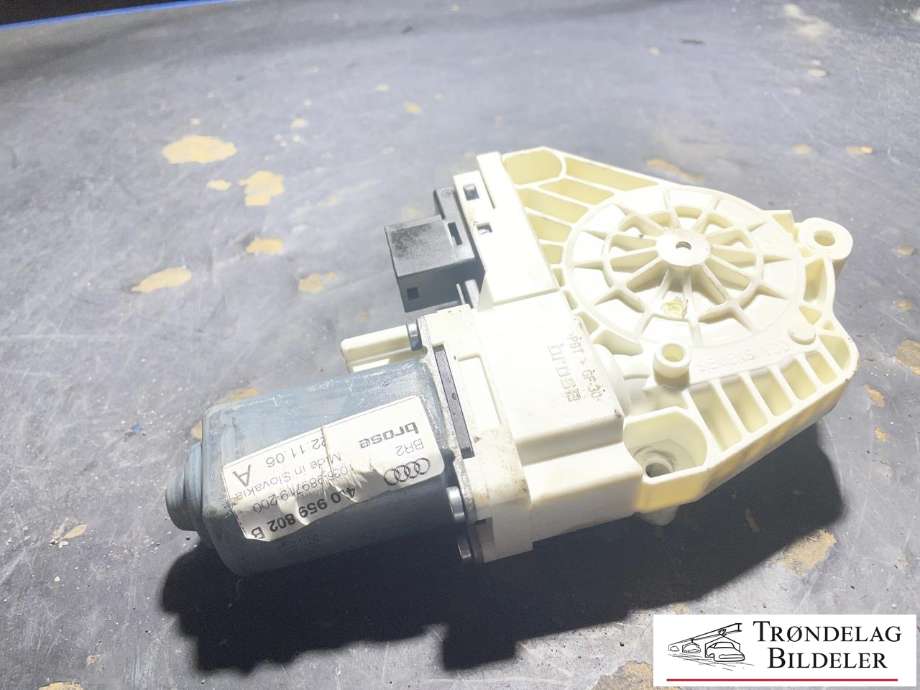 Ruteheis, kun motor, høyre foran til Audi Q7 2006-2010 (Type I, Fase 1)  (4L0 959 802 B|)