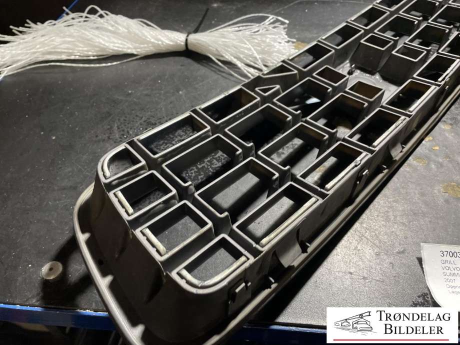 Grill til Volvo XC90 2007-2014 (Type I, Fase 2) (31290544|)
