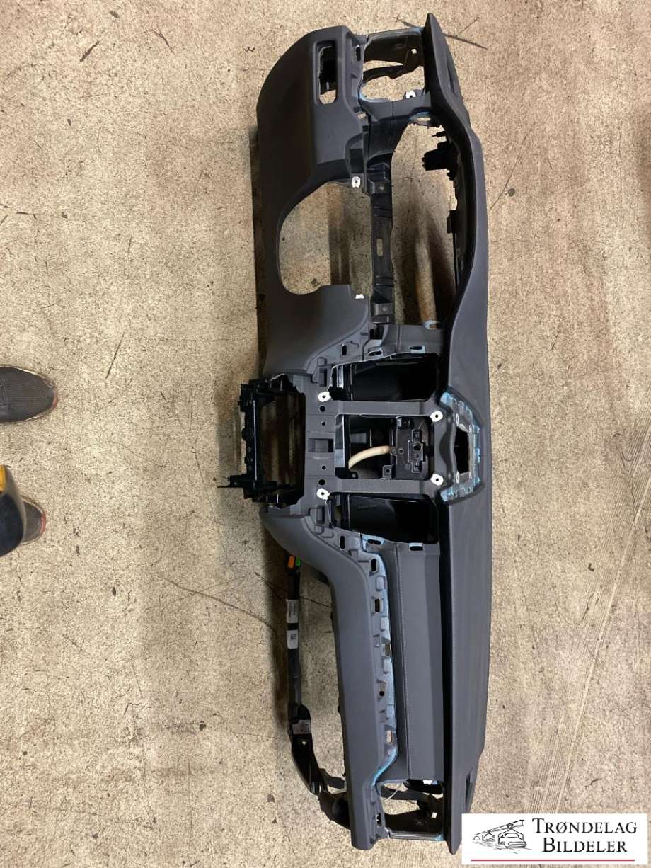Dashbord til Volvo XC60, 2017-->> (Type II)  (32219893)