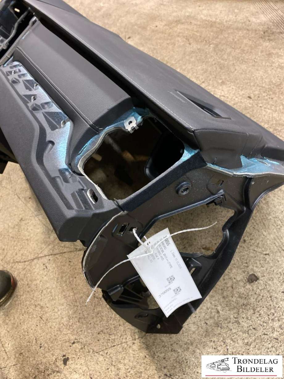 Dashbord til Volvo XC60 2017-->> (Type II)  (32219893|)