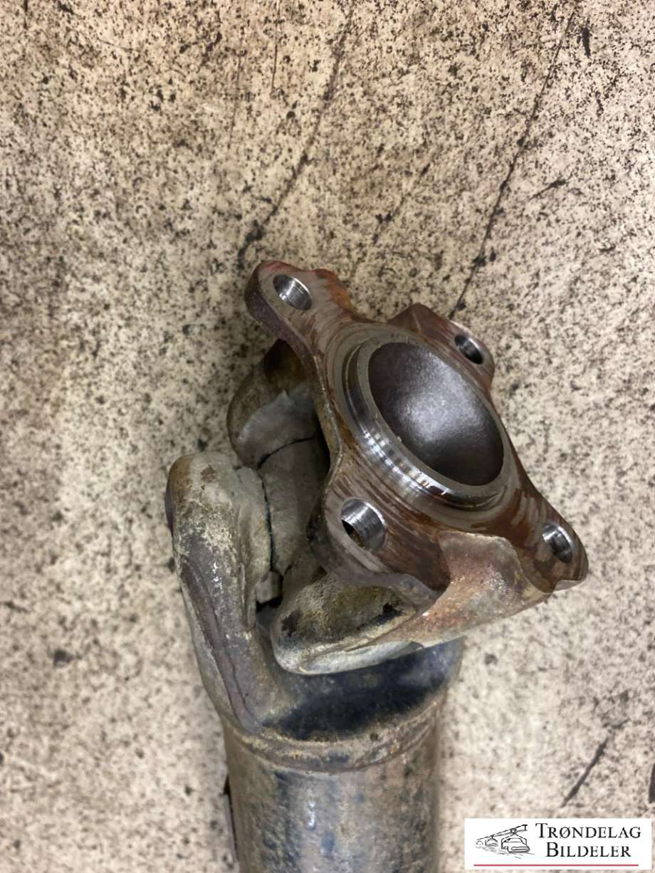 Mellomaksel til Toyota Hiace 2001-2006 (Fase 2)  (37100-26540|)
