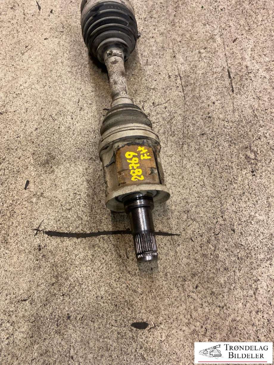Drivaksel høyre foran, diesel/automat til Toyota Hilux 2012-2016  (434300K051|)