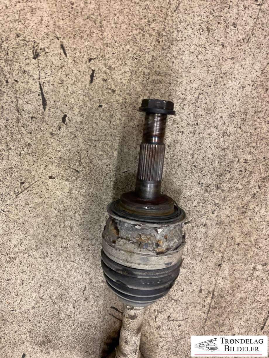 Drivaksel høyre foran, diesel/automat til Toyota Hilux 2012-2016  (434300K051|)