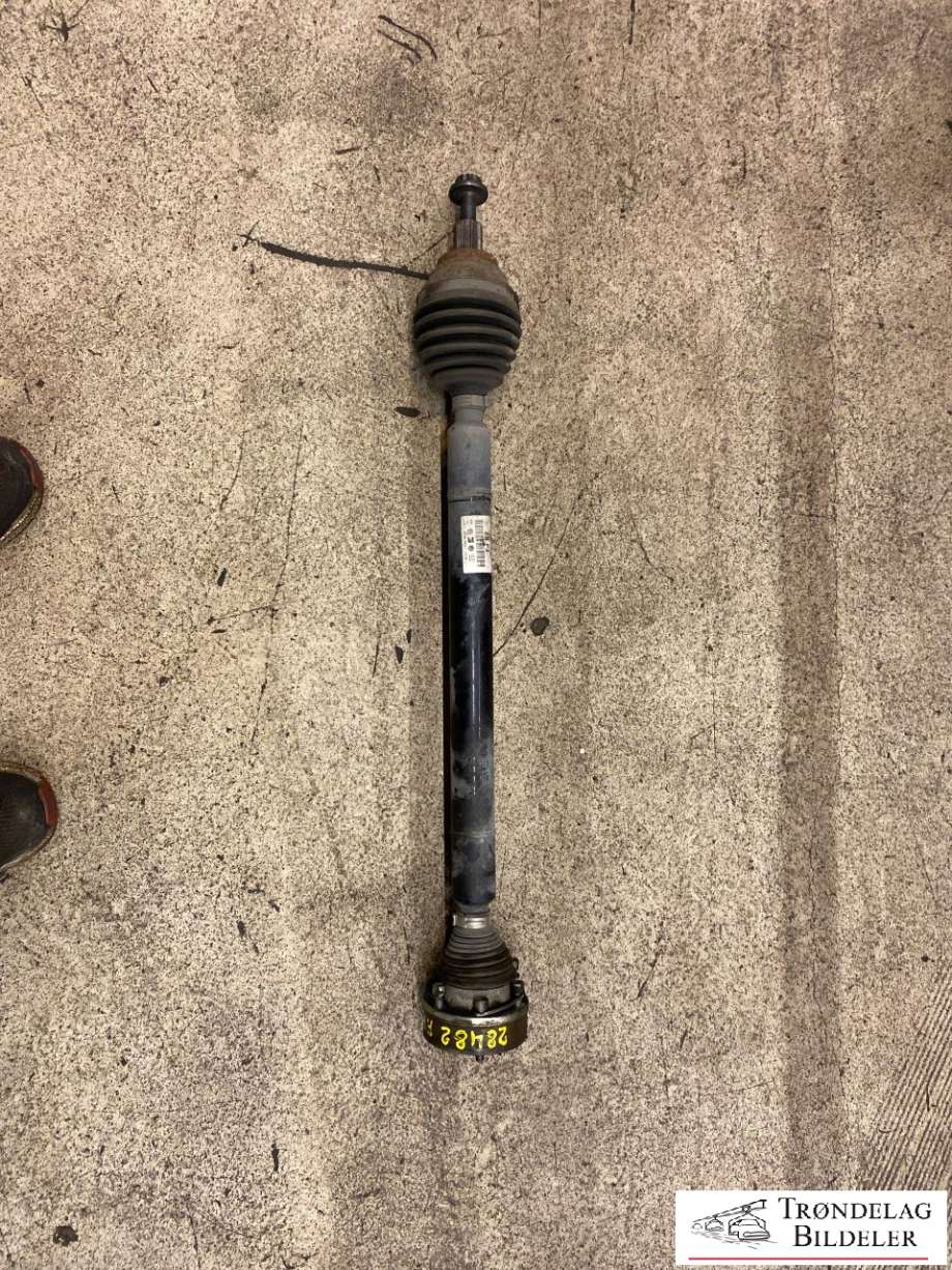 Drivaksel høyre foran til VW Golf Sportsvan, 2014-2018  (1K0407272SP|5Q0 407 272 FG|1K0 407 764 RX|1K0 407 272 BE|1K0 407 272 BG|1K0 407 272 CA|1K0 407 272 CL)