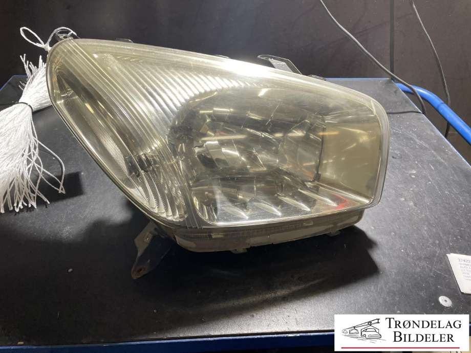 Frontlykt høyre halogen til Toyota RAV4 2000-2006 (Type II) (8111042160|)