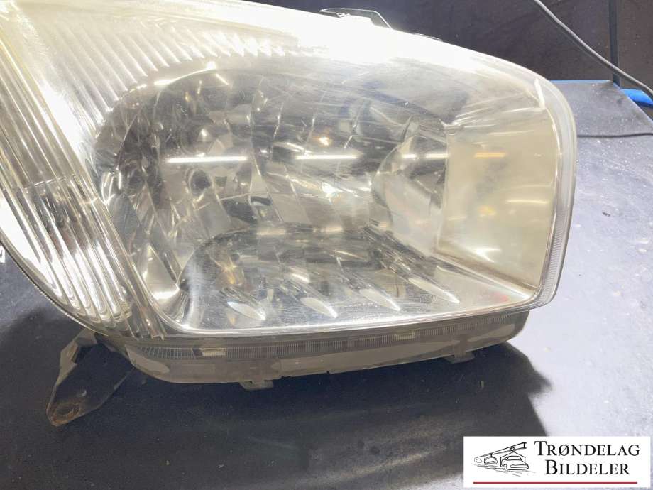 Frontlykt høyre halogen til Toyota RAV4 2000-2006 (Type II) (8111042160|)