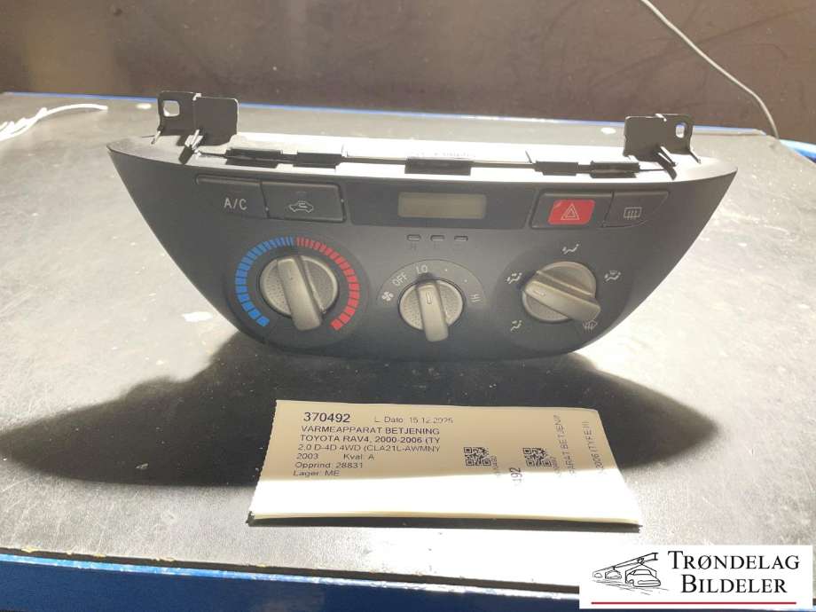 Varmeapparat betjening til Toyota RAV4 2000-2006 (Type II) (8401342020|)