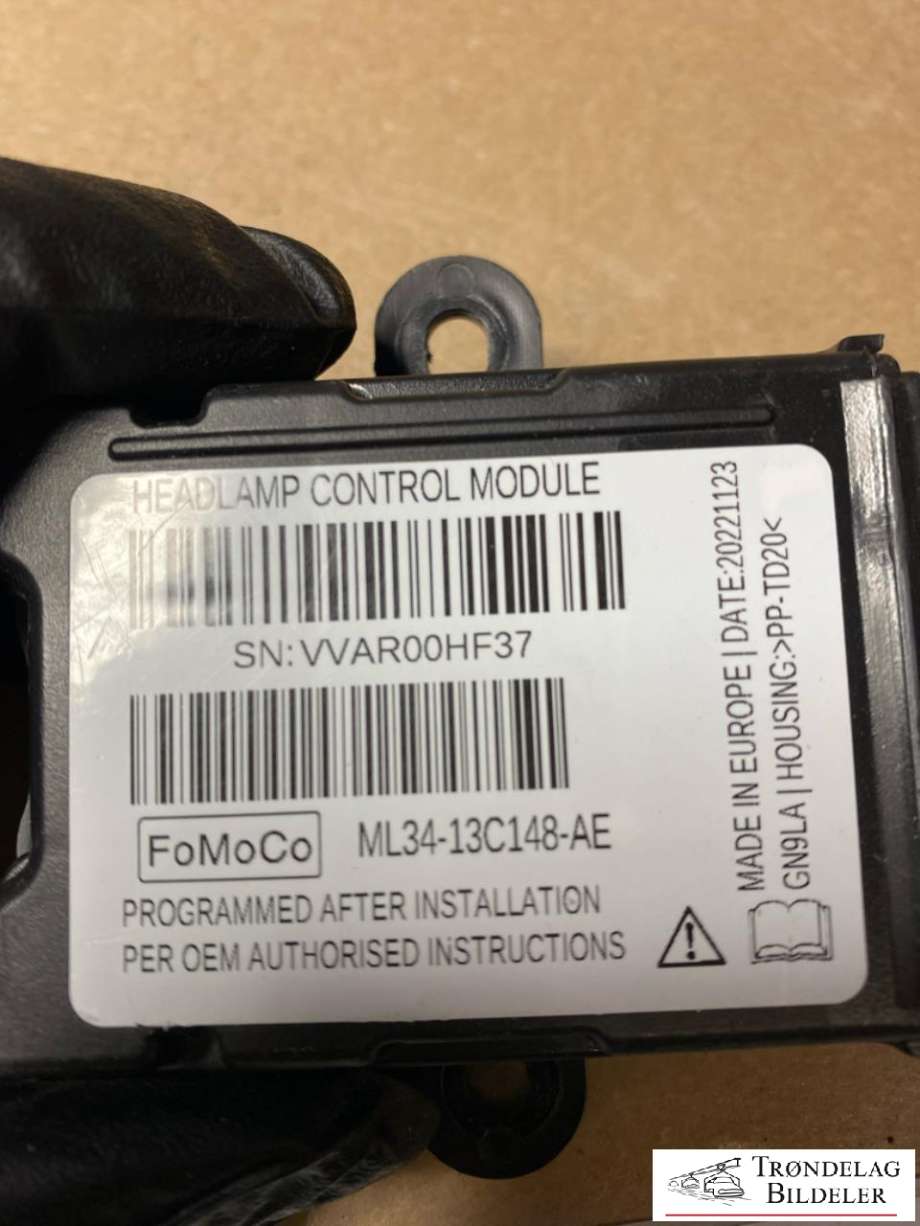 Styreenhet lys (LCM - Light Control Module) til VW Amarok 2022-->> (Type II)  (ML34-13C148-AE|)