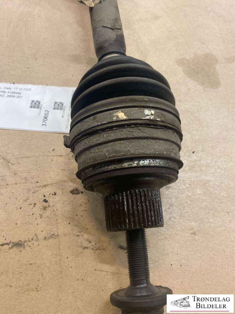 Drivaksel høyre foran til Audi A4, Allroad 2009-2016 (Type I) (B8) (B8) (8K0 407 271 AL|)