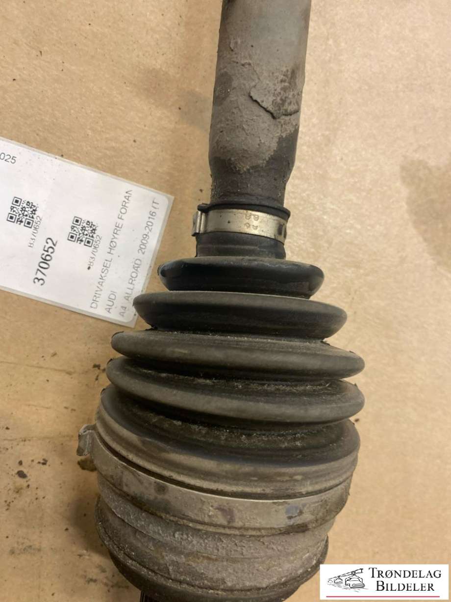 Drivaksel høyre foran til Audi A4, Allroad 2009-2016 (Type I) (B8) (B8) (8K0 407 271 AL|)