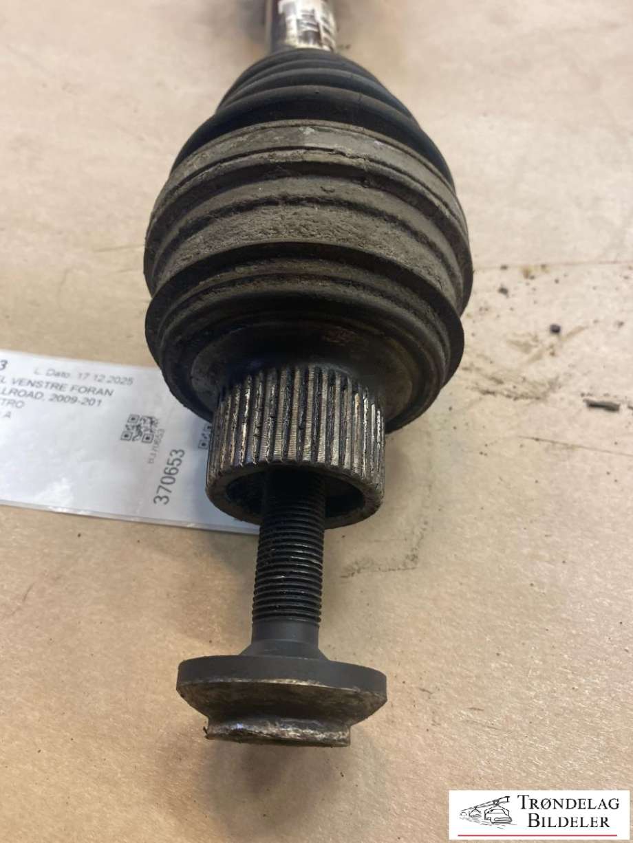 Drivaksel venstre foran til Audi A4, Allroad 2009-2016 (Type I) (B8) (B8) (8K0 407 271 AL|)