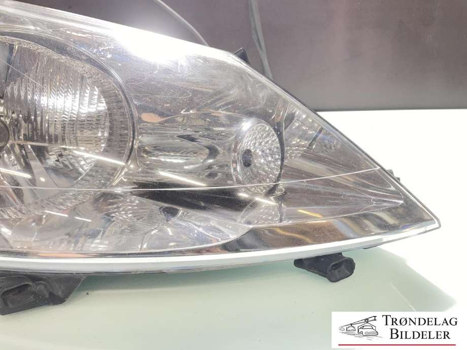 Frontlykt høyre halogen til Toyota Proace 2013-2016 (Type I) (SU001A1266|)