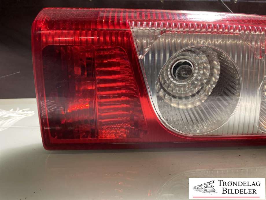 Baklykt venstre til Toyota Proace 2013-2016 (Type I)  (SU001-A1287|)
