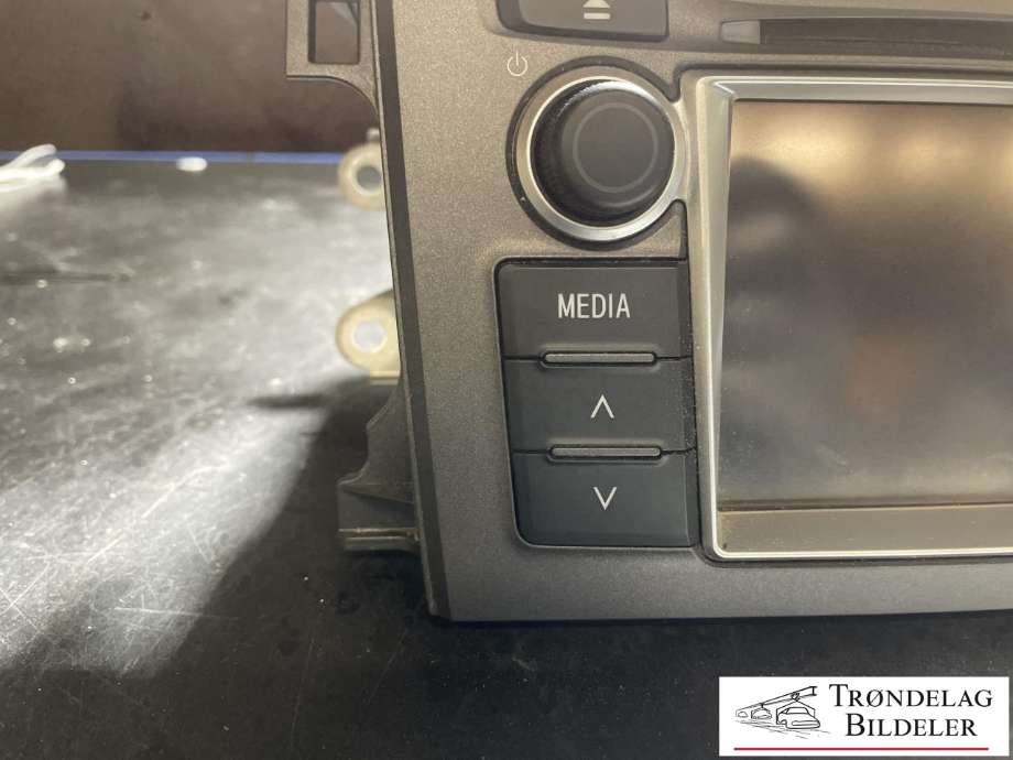Bilstereo til Toyota Verso-S 2011-2015 (COMBI) (COMBI) (8612052B00|)