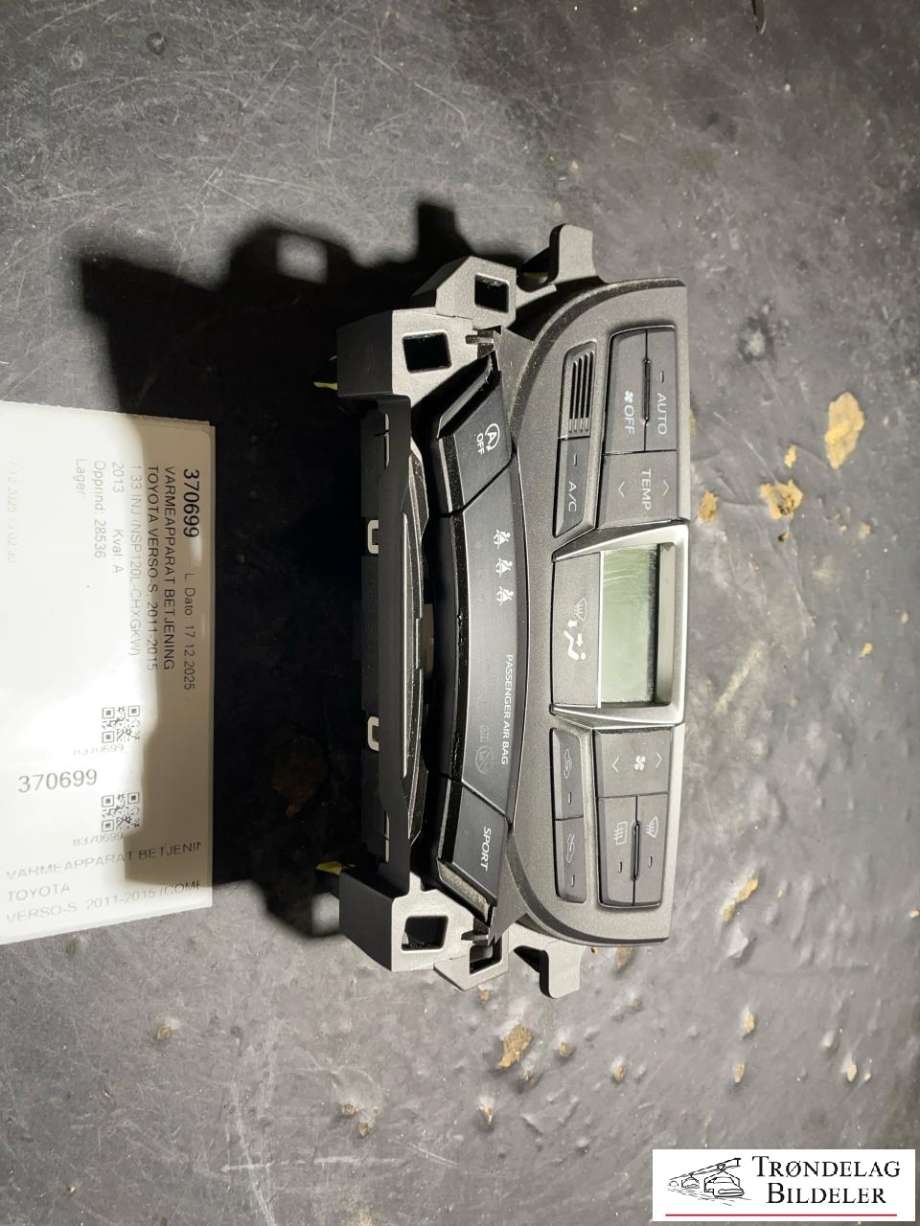 Varmeapparat betjening til Toyota Verso-S, 2011-2015 (COMBI) (COMBI) (5590152310)